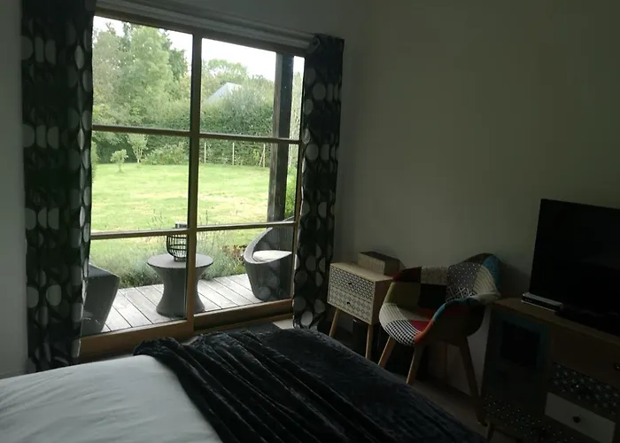 La Pause לינה וארוחת בוקר Surville (Calvados)