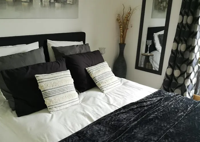 לינה וארוחת בוקר La Pause